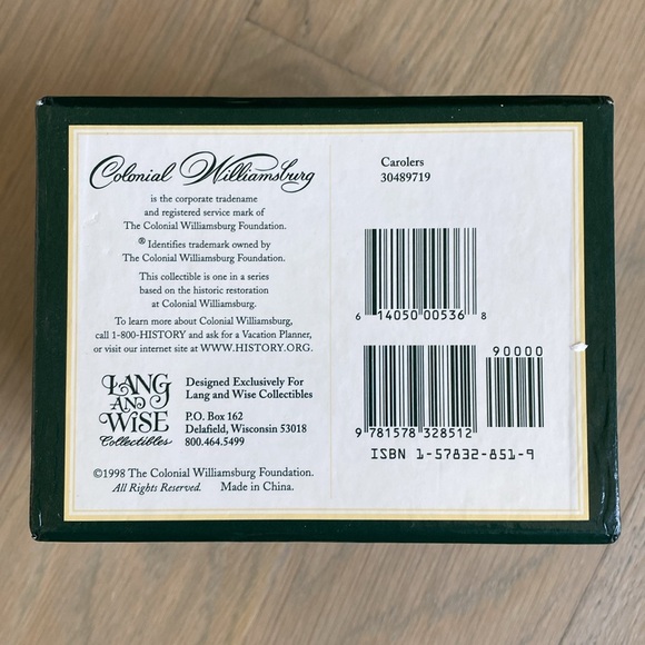 Williamsburg Carolers - Lang and Wise - Picture 3 of 10